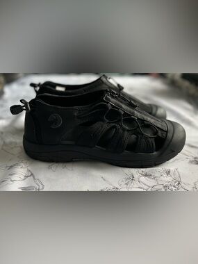 BILLY Women’s Black River Outdoor Adventure Sandals Size 11 Wide